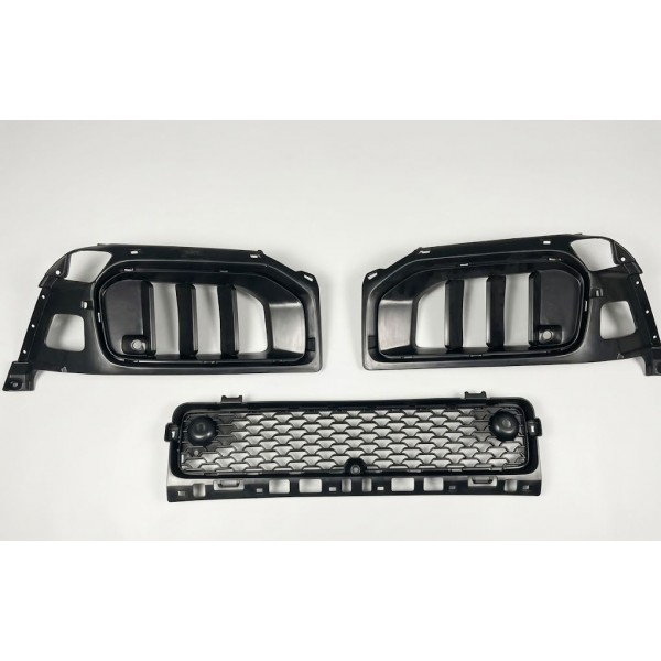 MERCEDES W464 DEN W465 UYUMLU ÖN TAMPON ORTA IZGARA SETİ (3 PARÇA)